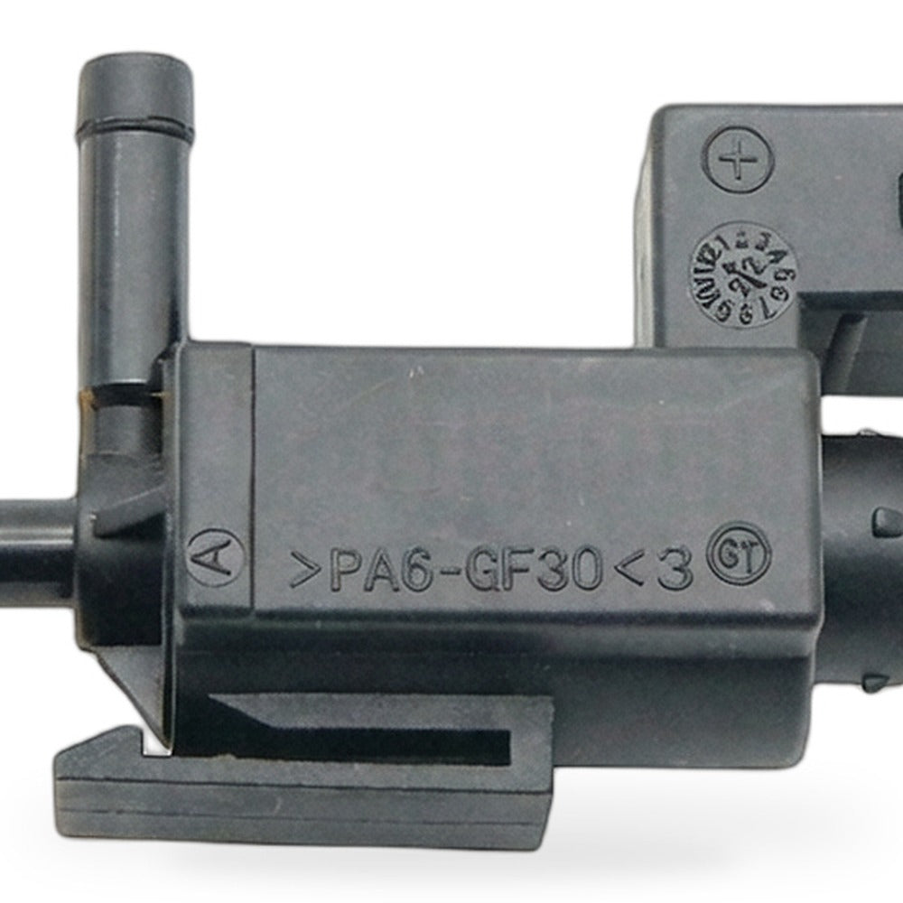 Turbocharger Solenoid Valve Suitable for Volvo 4011285 70335700 - XQ1