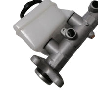 {{ Brake Master Cylinder Suitable For Toyota Hilux  90-95 LN106 LN111 2.8 Diesel 3L }} - Buy Car Parts Online at {{ Kaka Auto Parts }}.